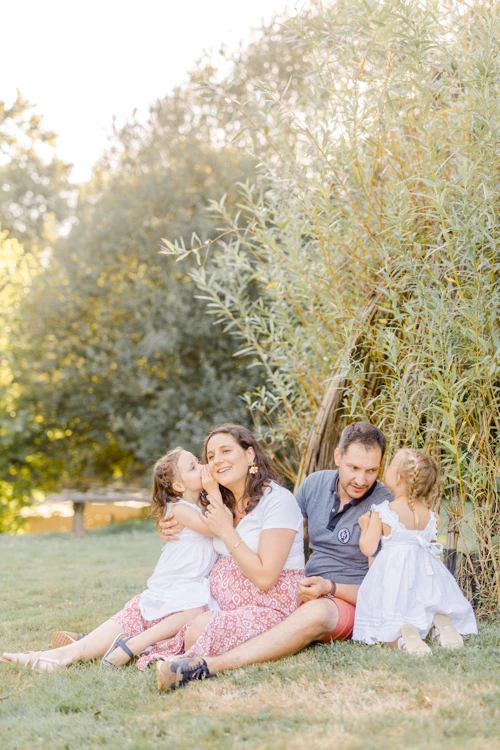 bonheur herbe robe enfant prairie